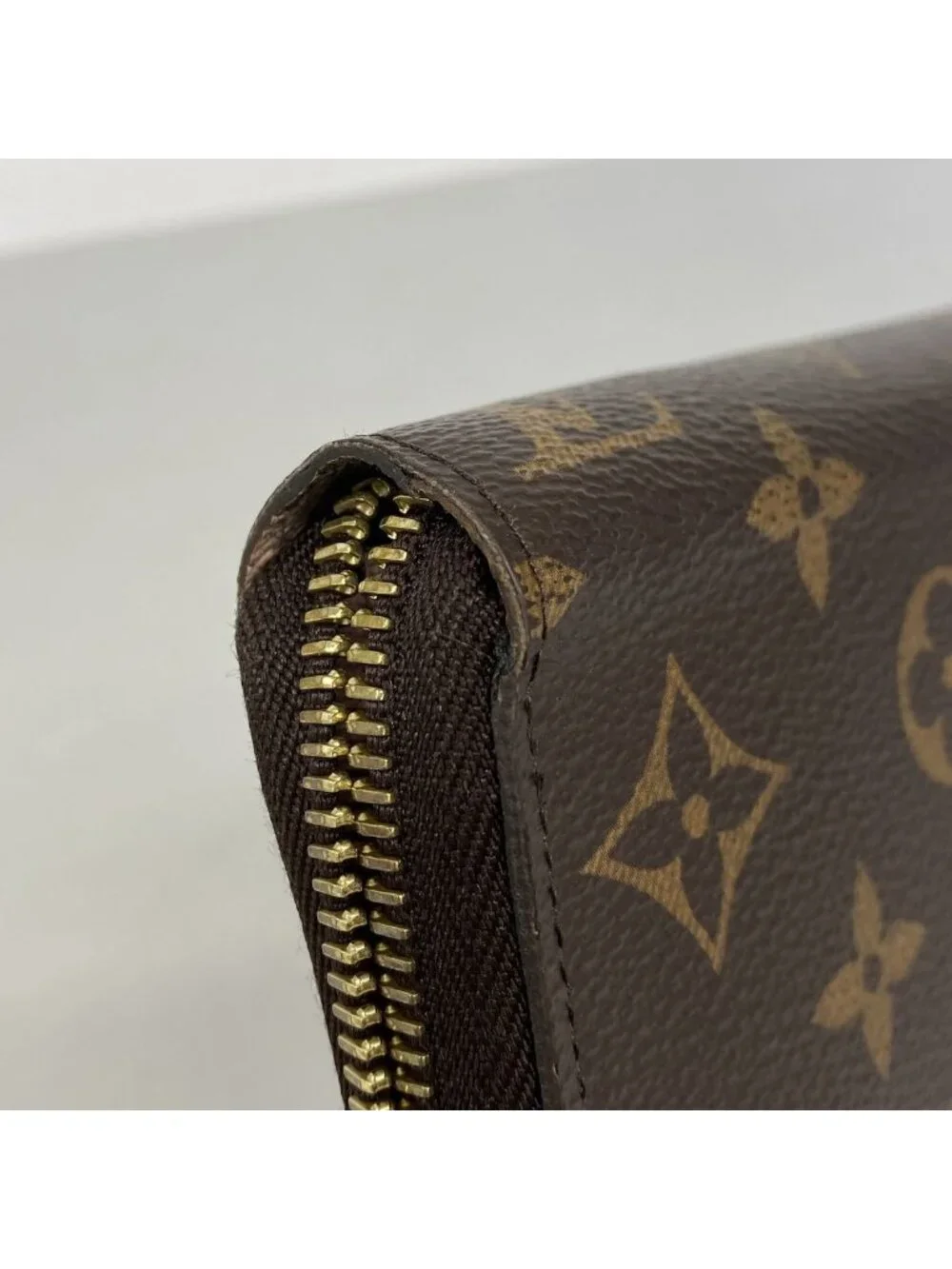 Louis Vuitton this authentic